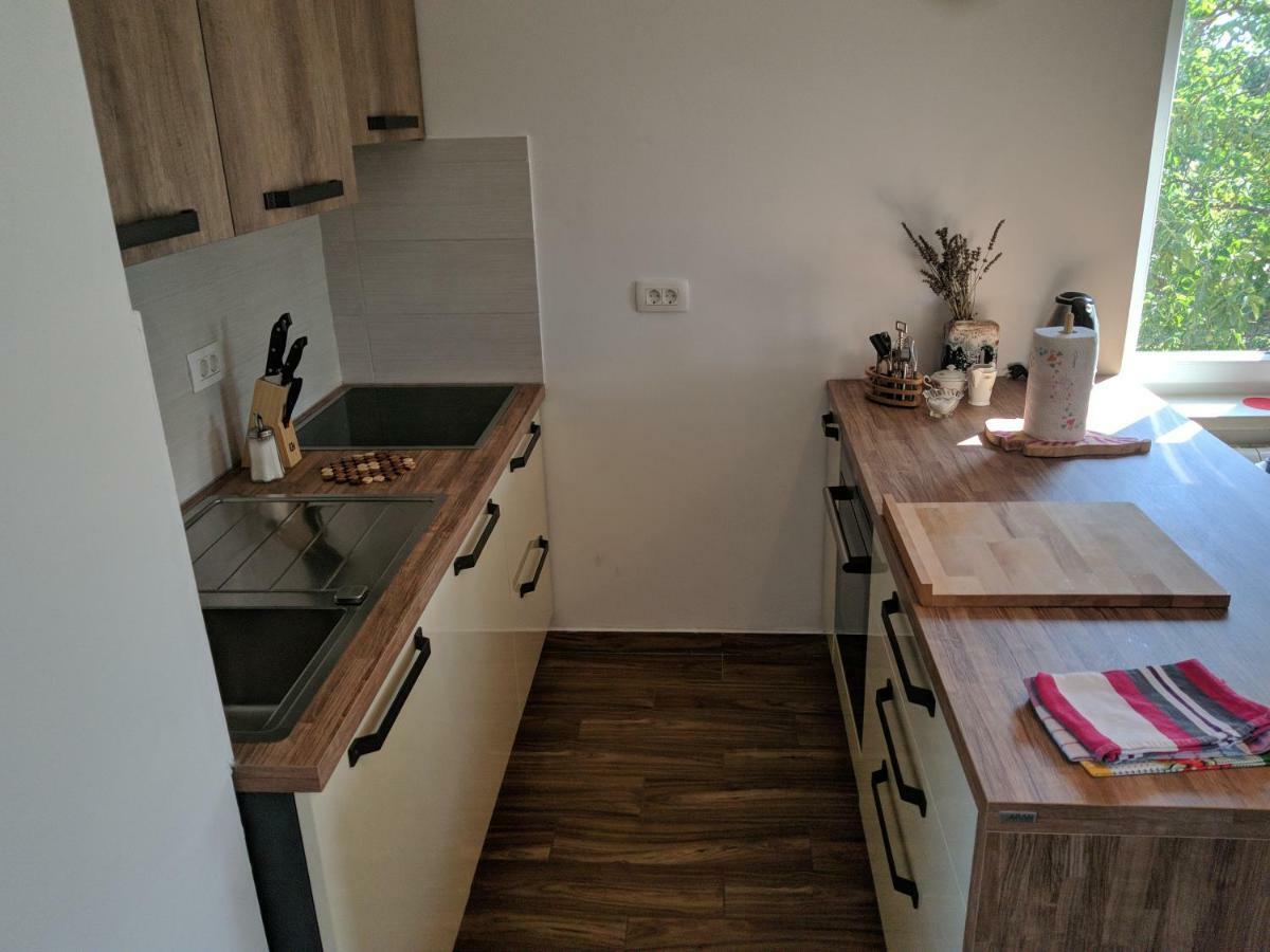 Exclusive Apartment Ana Marija ลาบิน ภายนอก รูปภาพ