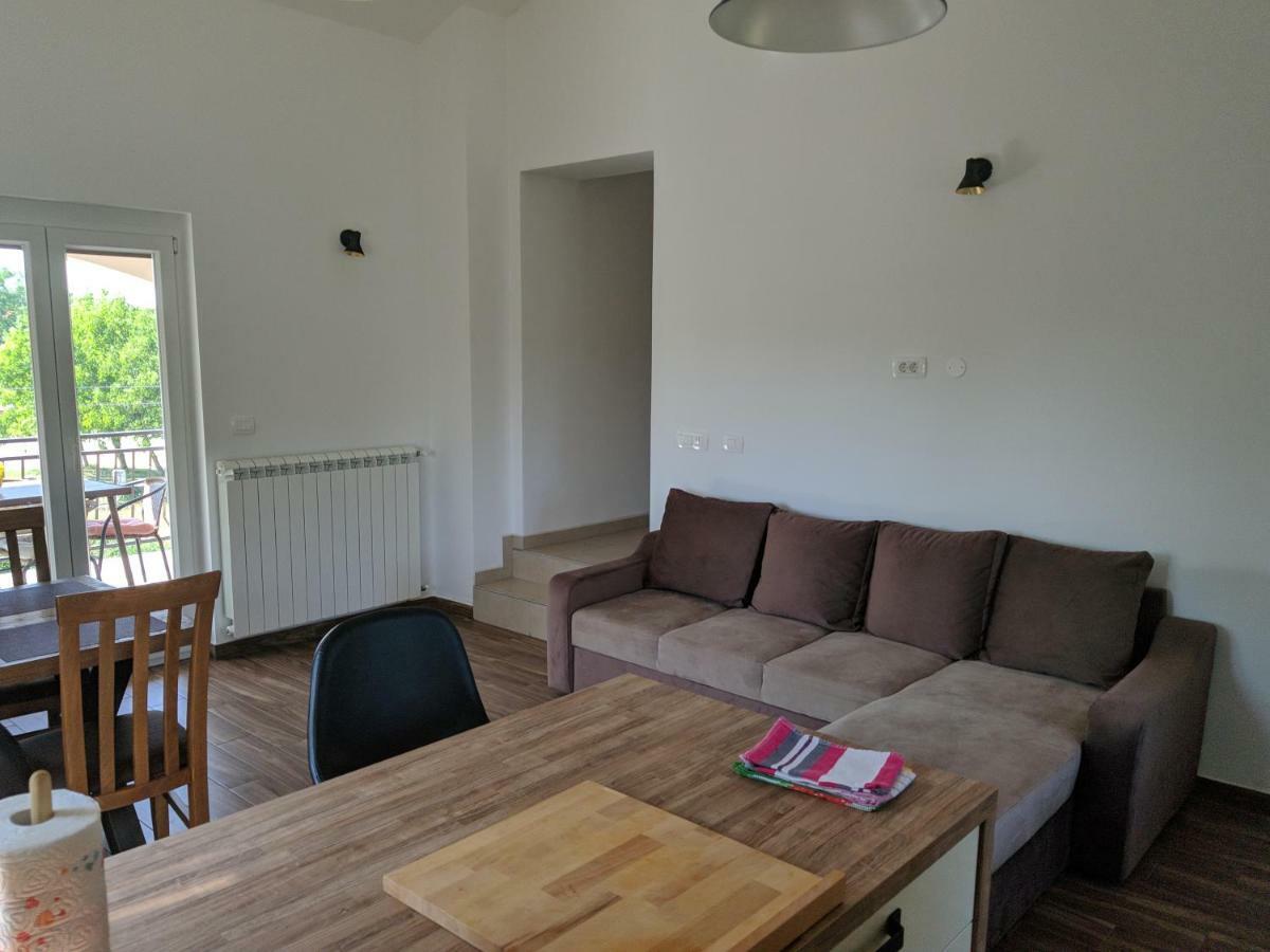 Exclusive Apartment Ana Marija ลาบิน ภายนอก รูปภาพ