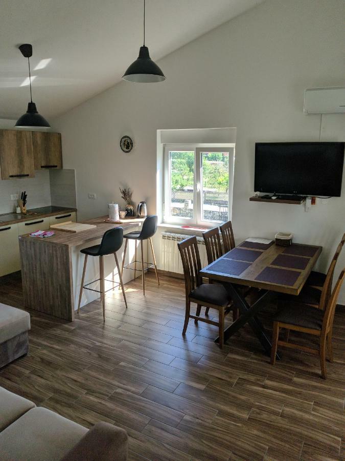 Exclusive Apartment Ana Marija ลาบิน ภายนอก รูปภาพ