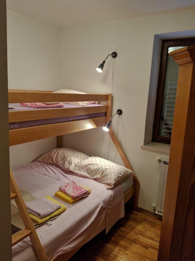Exclusive Apartment Ana Marija ลาบิน ภายนอก รูปภาพ